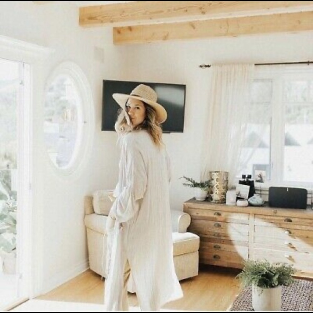Carly Jean Los Angeles CJLA Kimono